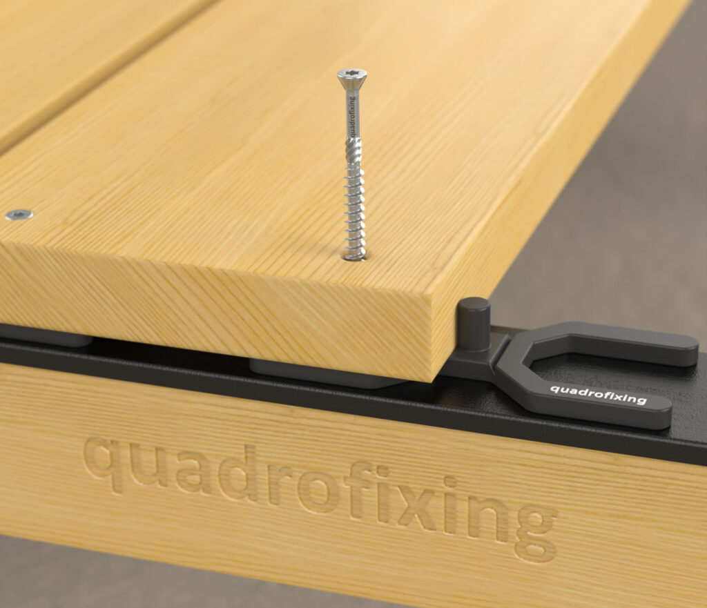 Rostfri QUADROFIX C2-trallskruv vid montering med QUADRO TAPE